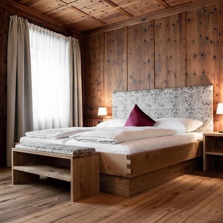 Garni Hotel Tauber 布列瑟农 外观 照片