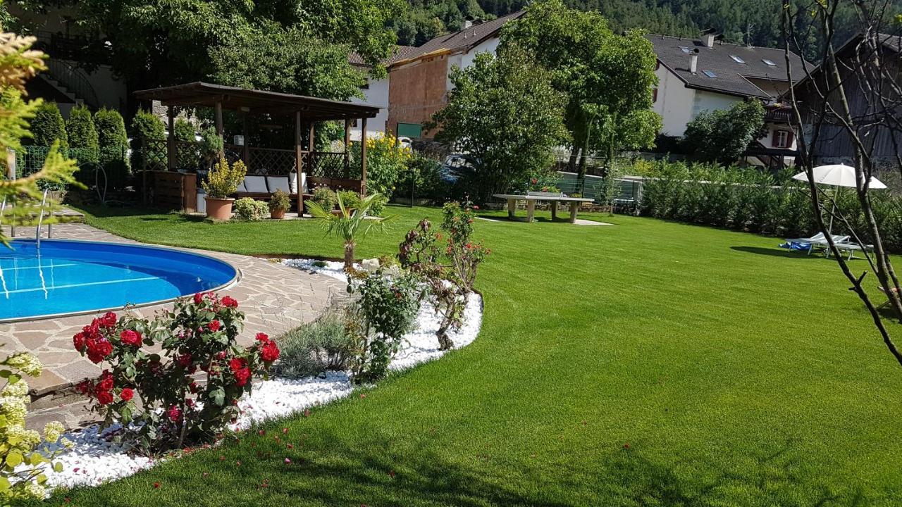 Garni Hotel Tauber 布列瑟农 外观 照片