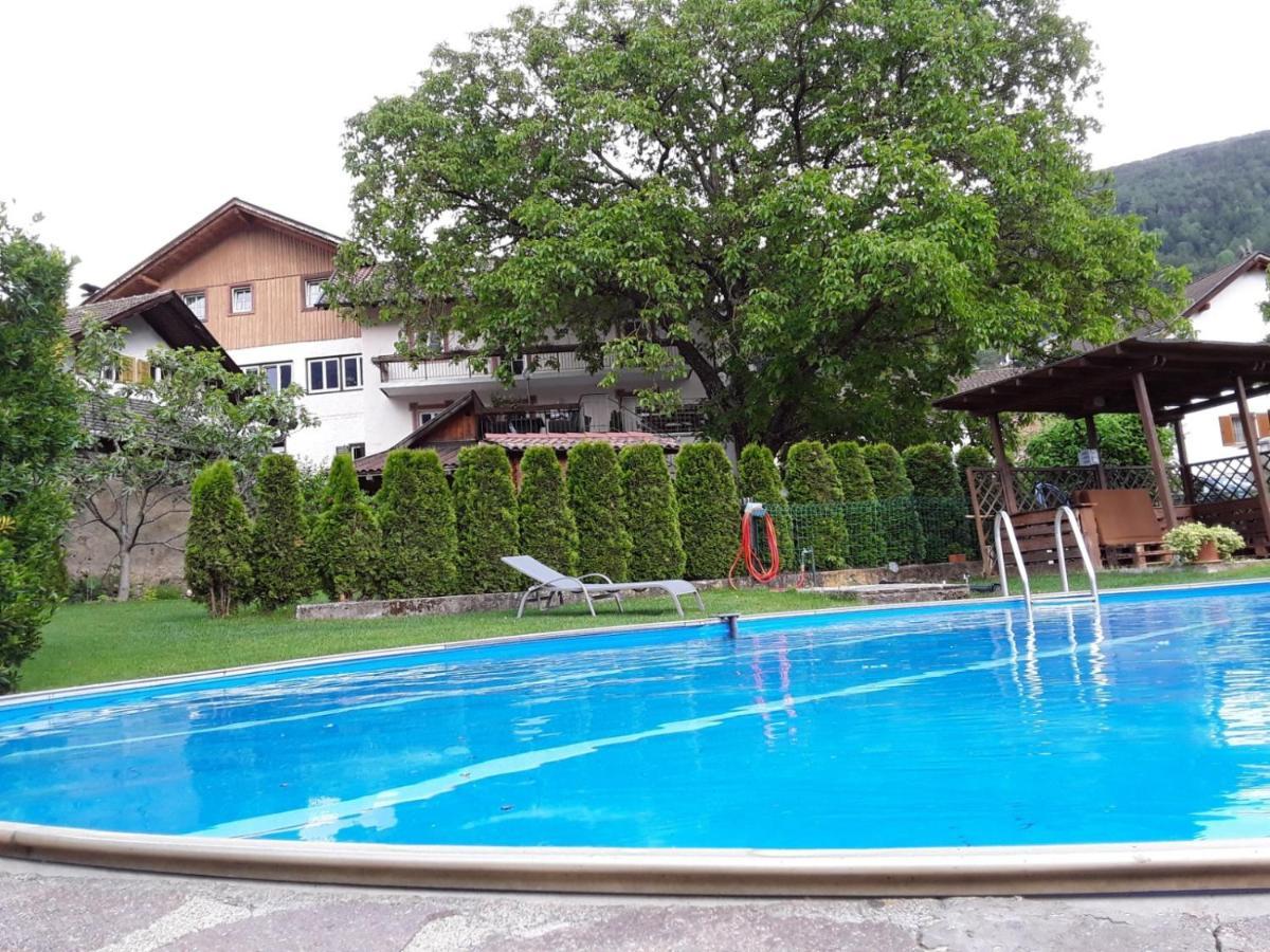 Garni Hotel Tauber 布列瑟农 外观 照片