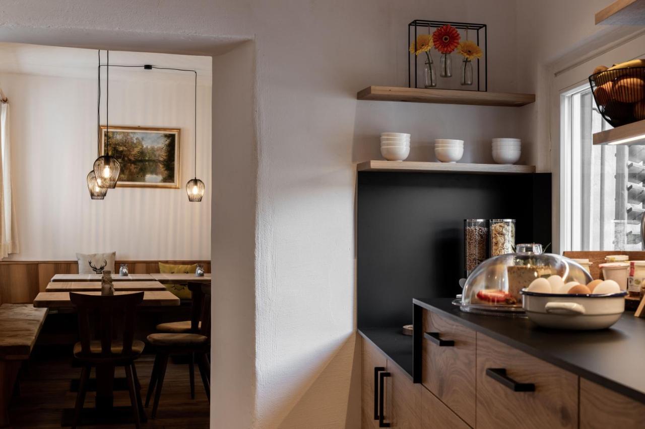 Garni Hotel Tauber 布列瑟农 外观 照片