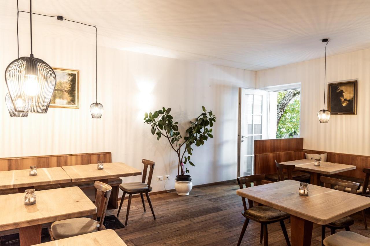 Garni Hotel Tauber 布列瑟农 外观 照片
